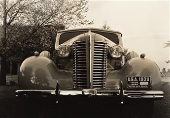 (CARS & RACING) A vast archive of more than 200 photographs documenting car culture and auto racing in America and Europe.